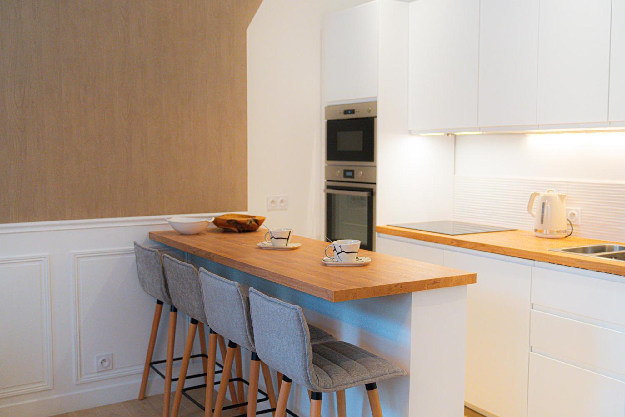 Velvet - Best Keys - Maison Duplex Elegante - Plein Centre Ville - Deco Minimaliste & Cosy - Literie Haut De Gamme - 2 Chambres Separees - Lit Queen Size & 1 Canape Convertible - Smart Tv - Wifi Fibre - Check-In Autonome Sens Luaran gambar
